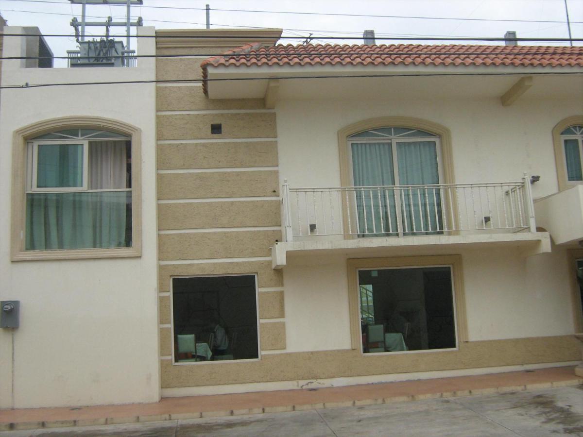 Hotel Nuevo Santander ซิวดัดบิกโตเรีย ภายนอก รูปภาพ